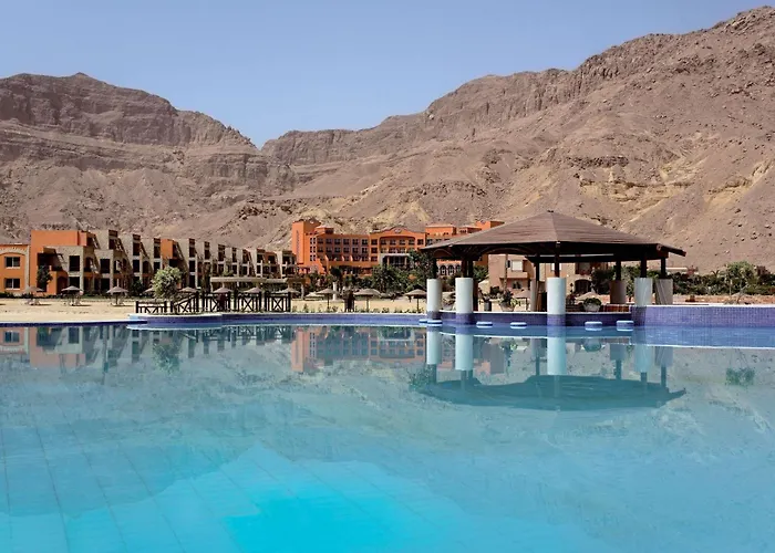 Moevenpick El Sokhna 5*
